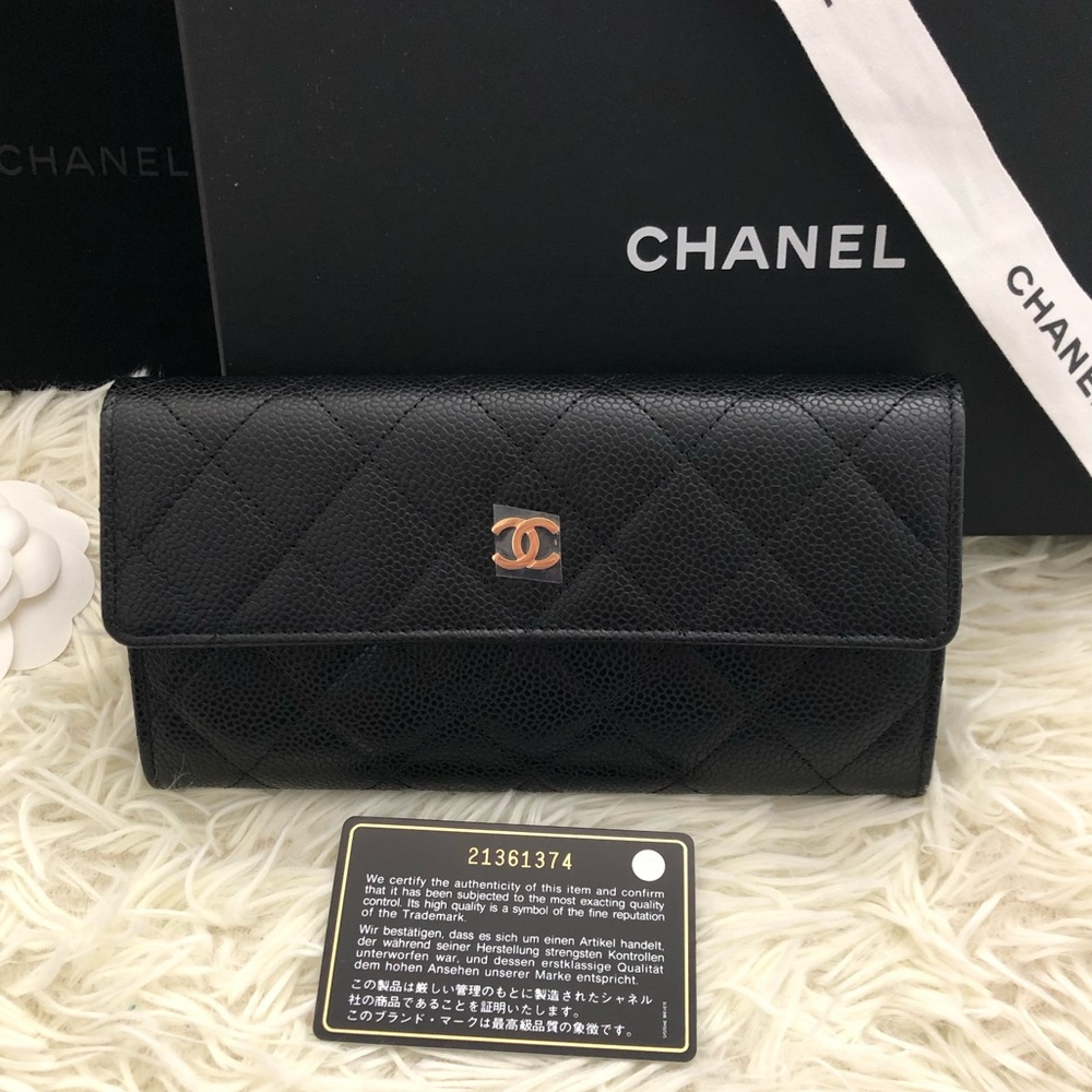 Chanel Wallet - Picture 9 of 13